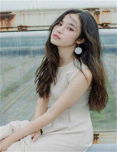 《美女扣穴-亚洲AV久久无码精品九九软件》
