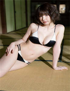 《男生坤巴扎进女生的坤巴里-日本久久久久久久做爰片日本》